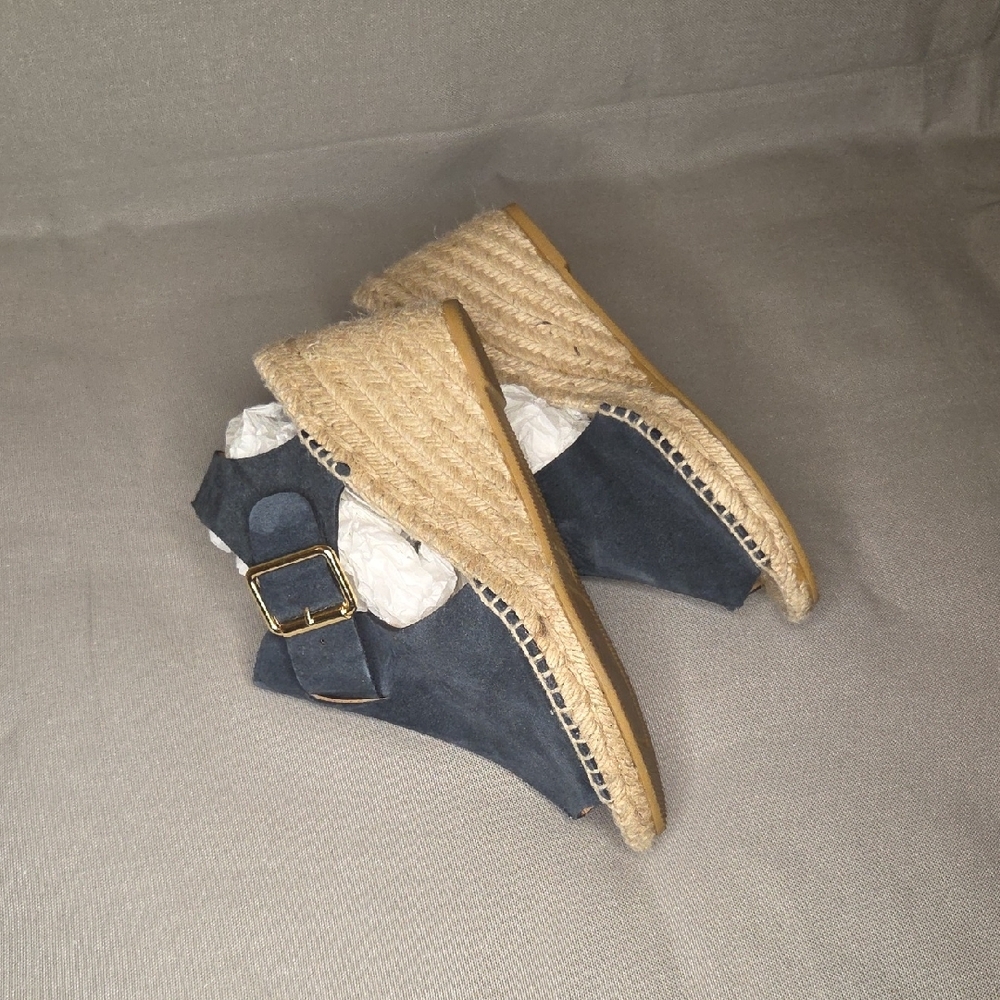 Bettye Muller Dawn Navy Espadrille Sandals - Picture 6 of 8